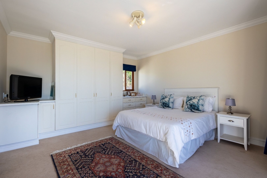 4 Bedroom Property for Sale in Lower Robberg Western Cape